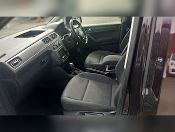 Used Volkswagen Caddy Maxi Life 2018 for sale - 78095729: Photo