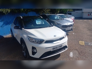 Used Kia Stonic 2019 for sale - 79572805: Photo