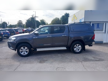 Used Toyota Hilux 2019 for sale - 79618089: Photo