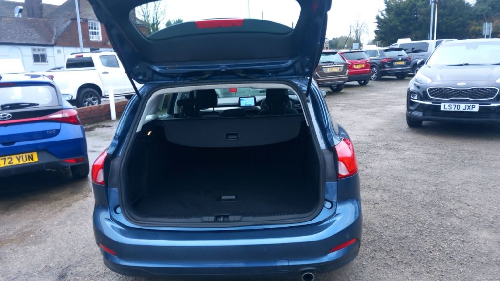 Used Ford Focus 2021 for sale - 78021170: Photo 6