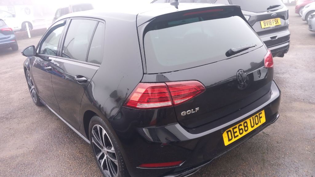 Used Volkswagen Golf 2018 for sale - 78021174: Photo 6