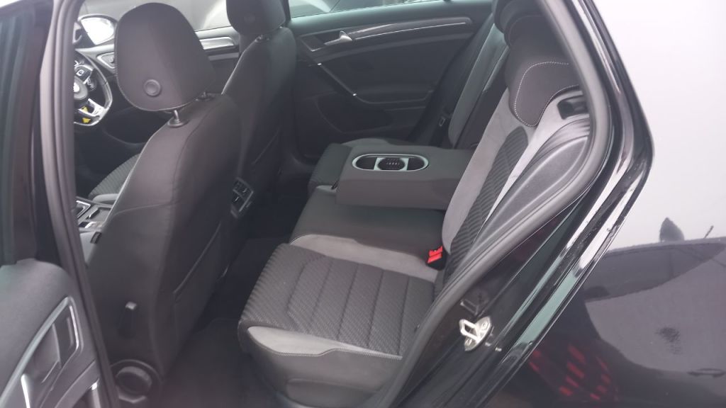 Used Volkswagen Golf 2018 for sale - 78021174: Photo 9