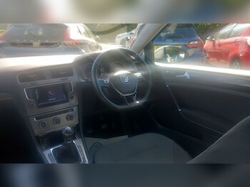 Used Volkswagen Golf 2013 for sale - 78366515: Photo