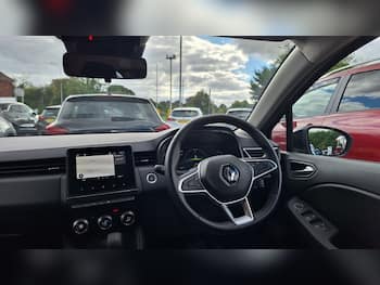 Used Renault Clio 2023 for sale - 79529152: Photo