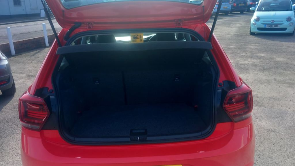 Used Volkswagen Polo 2018 for sale - 78021227: Photo 9