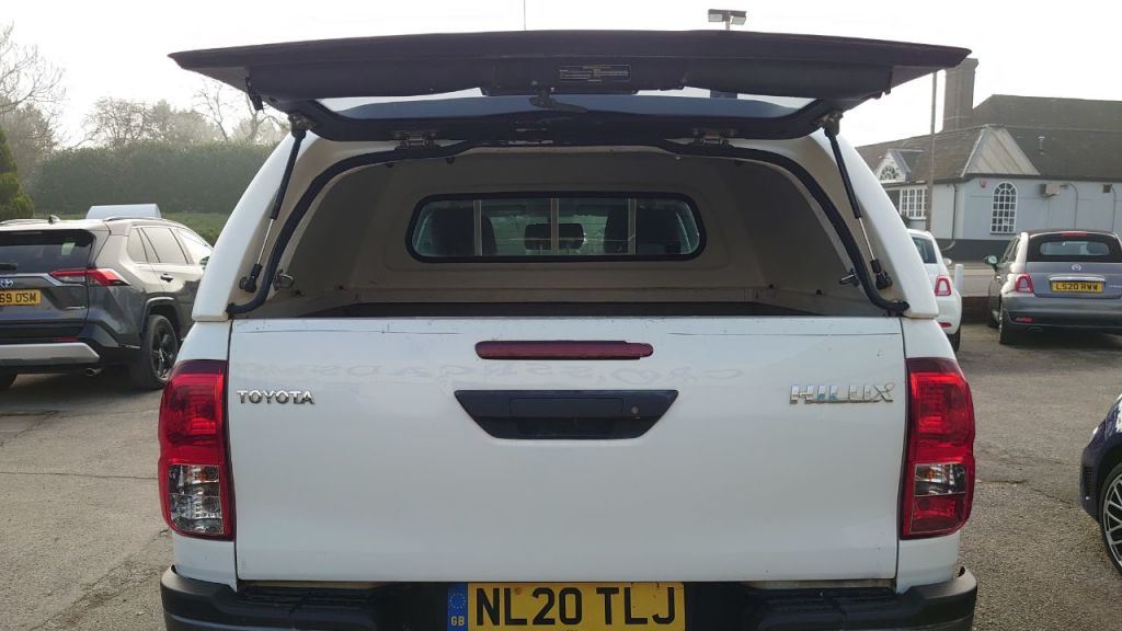 Used Toyota Hilux 2020 for sale - 78011396: Photo 11