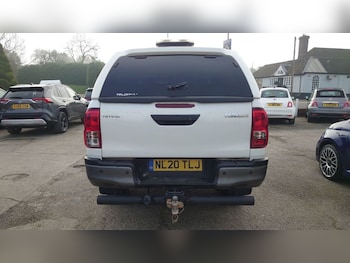 Used Toyota Hilux 2020 for sale - 78011396: Photo