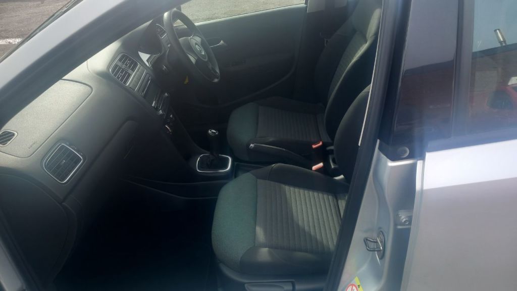 Used Volkswagen Polo 2010 for sale - 78021229: Photo 6