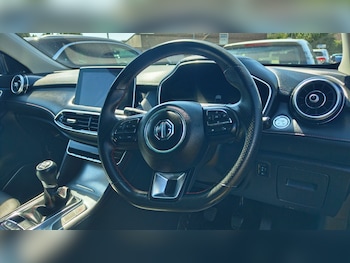 Used MG MG HS 2023 for sale - 79232961: Photo