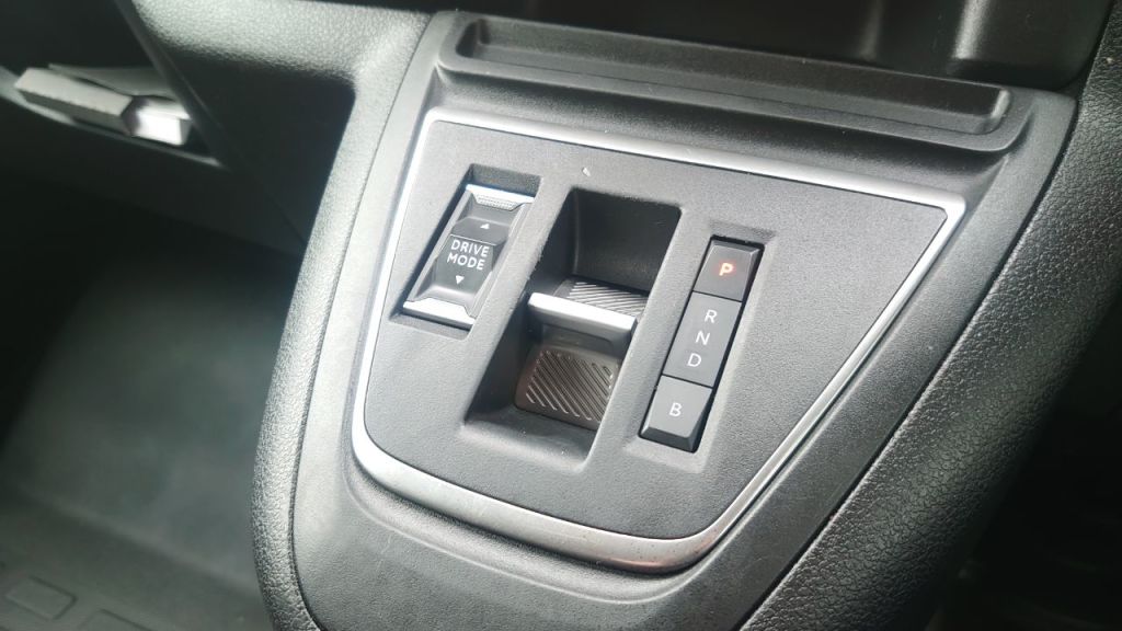 Used Vauxhall Vivaro Life 2023 for sale - 78021180: Photo 16