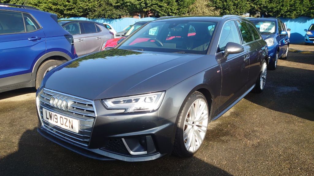 Used Audi A4 2019 for sale - 78021234: Photo 2
