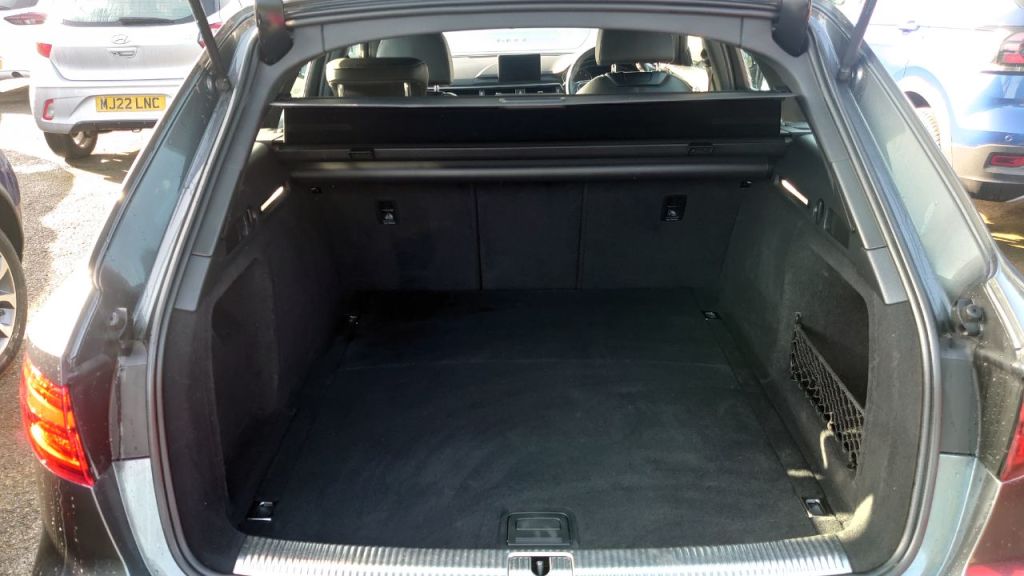 Used Audi A4 2019 for sale - 78021234: Photo 7