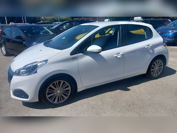 Used Peugeot 208 2018 for sale - 79500752: Photo