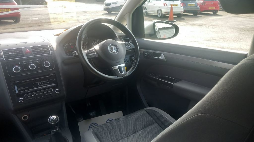 Used Volkswagen Touran 2015 for sale - 78021239: Photo 3