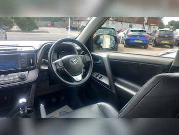 Used Toyota RAV4 2016 for sale - 79500748: Photo