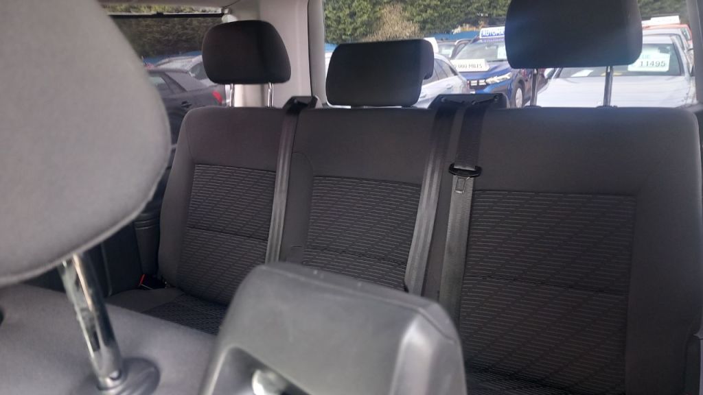 Used Volkswagen Caravelle 2015 for sale - 78095719: Photo 8