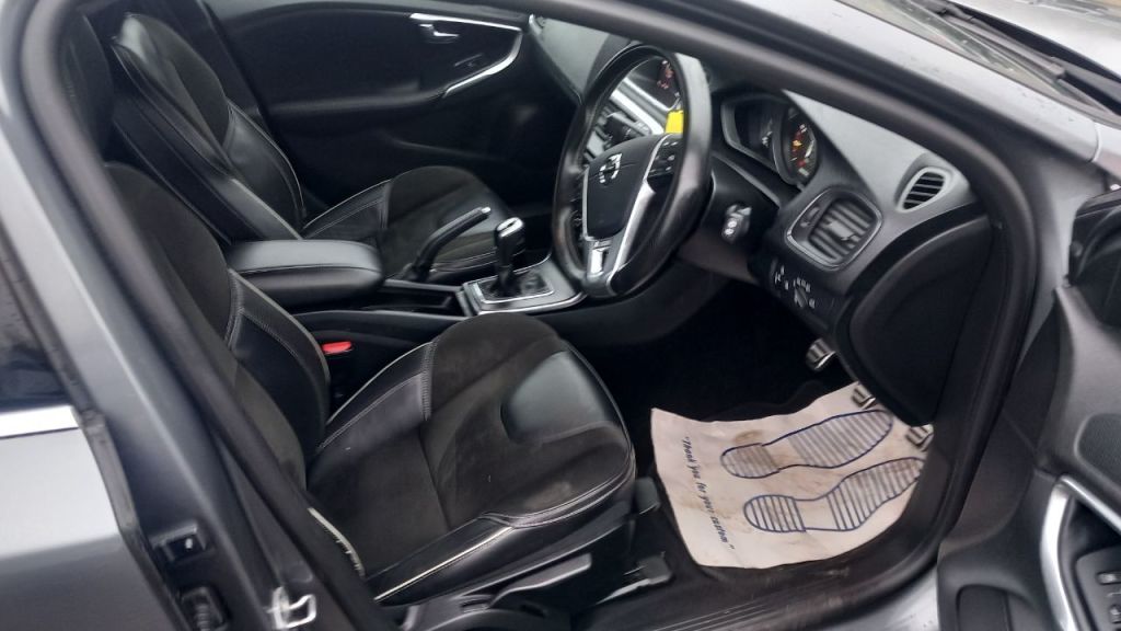 Used Volvo V40 2018 for sale - 78015802: Photo 9