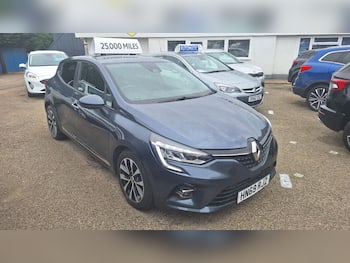Used Renault Clio 2020 for sale - 79703612: Photo