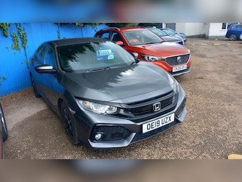 Used Honda Civic 2019 for sale - 78583468: Photo
