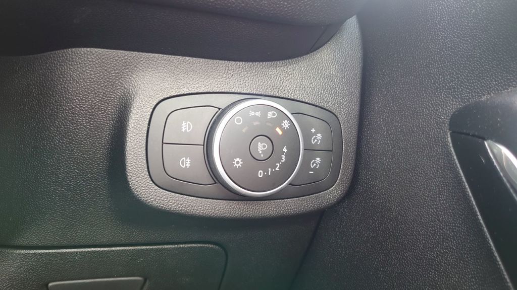 Used Ford Fiesta 2019 for sale - 78181990: Photo 11