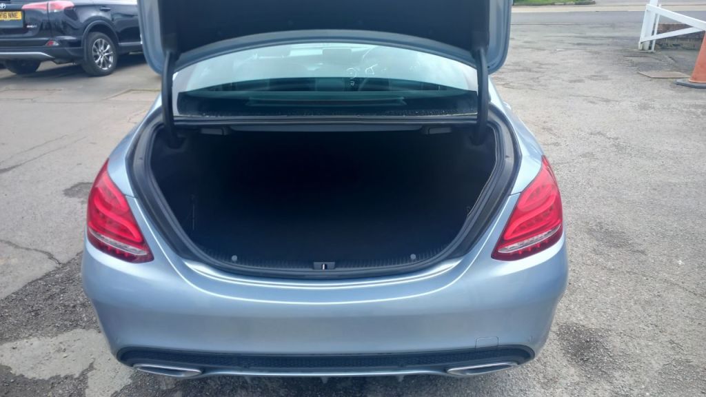 Used Mercedes-Benz C Class 2014 for sale - 78011428: Photo 10