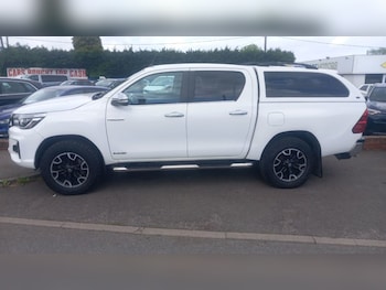 Used Toyota Hilux 2017 for sale - 78540578: Photo