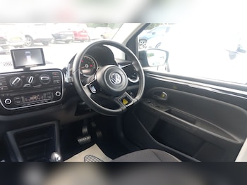 Used Volkswagen up! 2014 for sale - 79330085: Photo