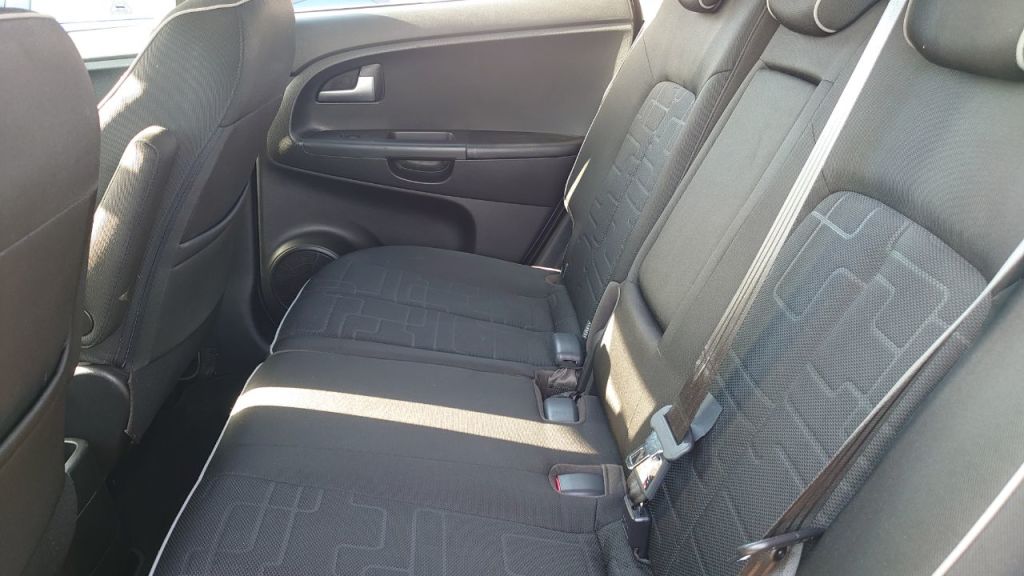 Used Kia Venga 2013 for sale - 78021221: Photo 8