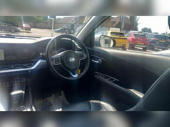 Used Kia Niro 2020 for sale - 79649772: Photo