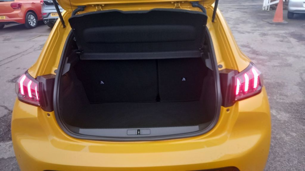 Used Peugeot 208 2022 for sale - 78021193: Photo 5