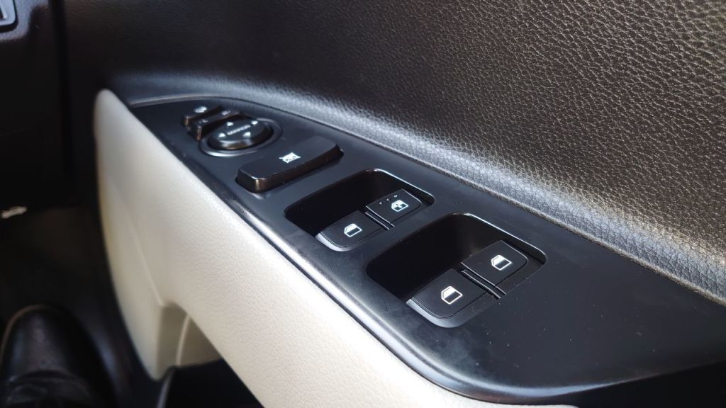 Used Kia Stonic 2019 for sale - 78015815: Photo 15