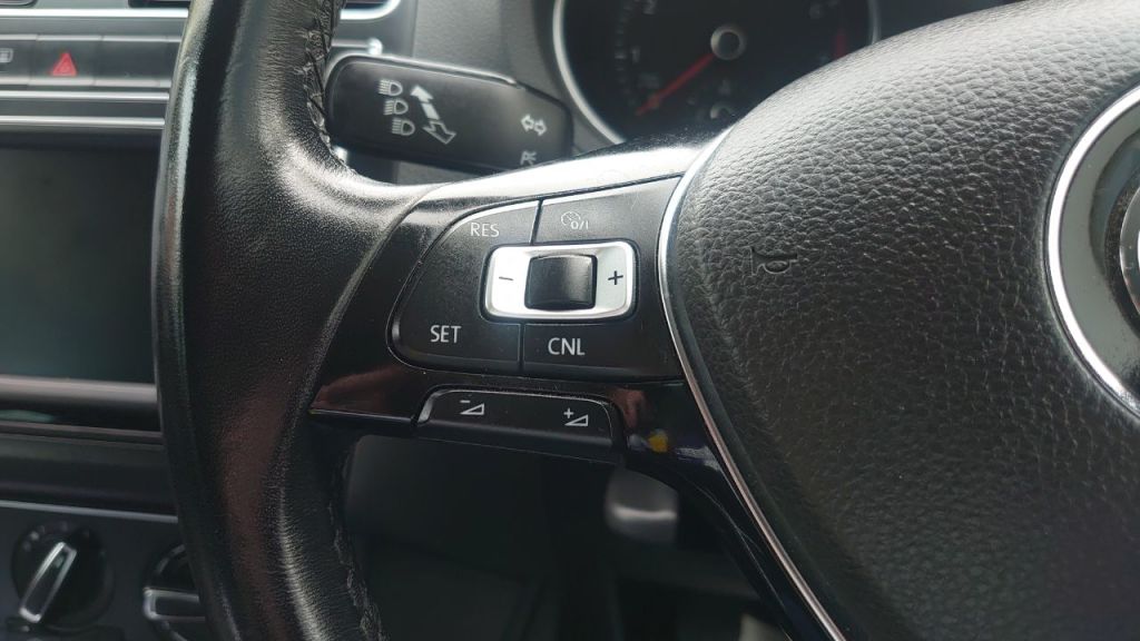 Used Volkswagen Polo 2016 for sale - 78162261: Photo 14