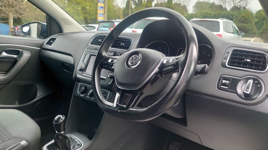 Used Volkswagen Polo 2016 for sale - 78162261: Photo 4