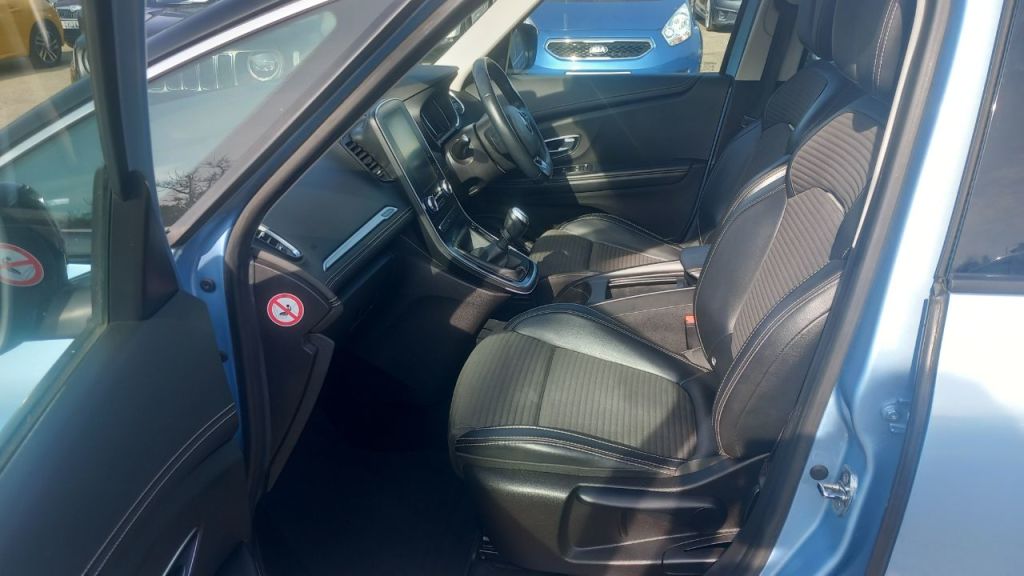 Used Renault Grand Scenic 2017 for sale - 78021217: Photo 6