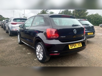 Used Volkswagen Polo 2015 for sale - 78805405: Photo