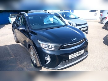 Used Kia Stonic 2023 for sale - 79166054: Photo