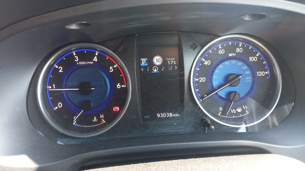 Used Toyota Hilux 2019 for sale - 78026002: Photo 15