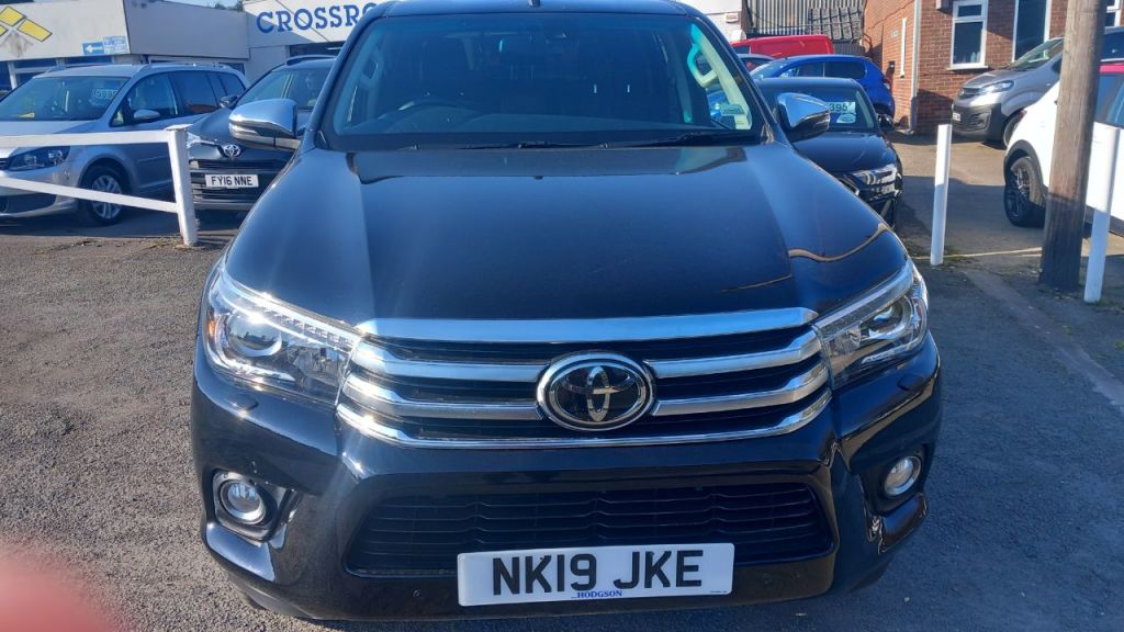 Used Toyota Hilux 2019 for sale - 78026002: Photo 2