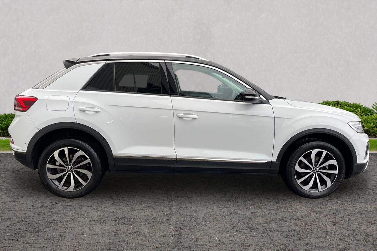 Used Volkswagen T-Roc 2022 for sale - 76675369: Photo 4