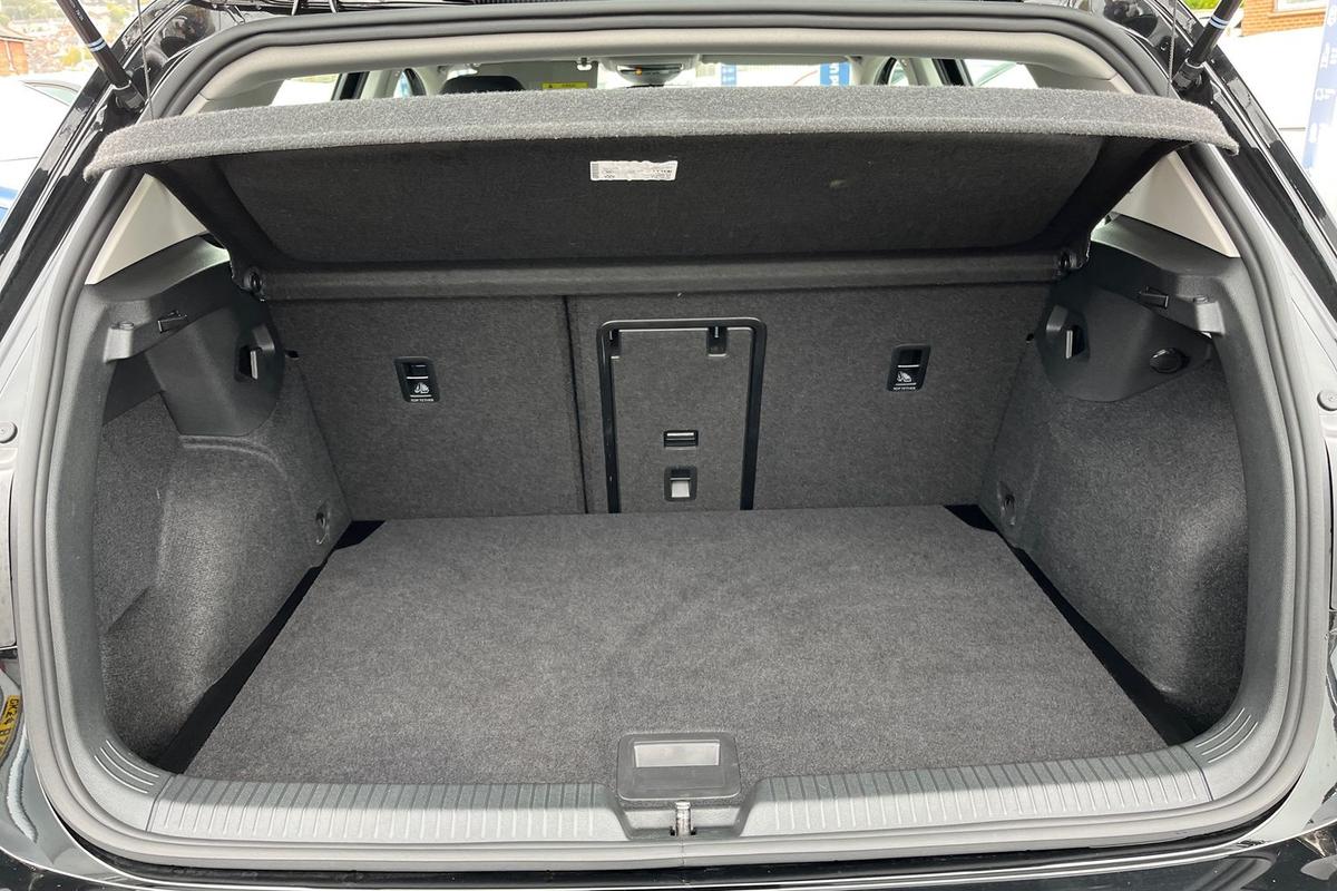 Used Volkswagen Golf 2024 for sale - 76677253: Photo 20