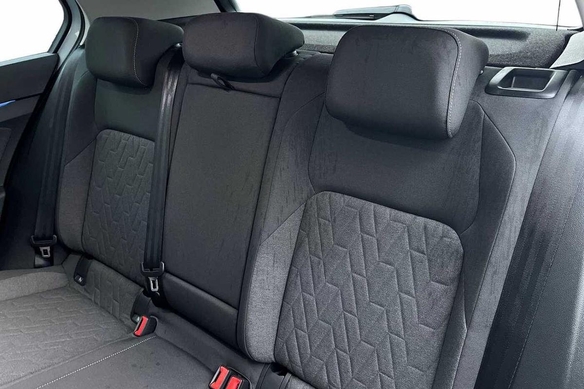 Used Volkswagen Golf 2025 for sale - 77542155: Photo 19