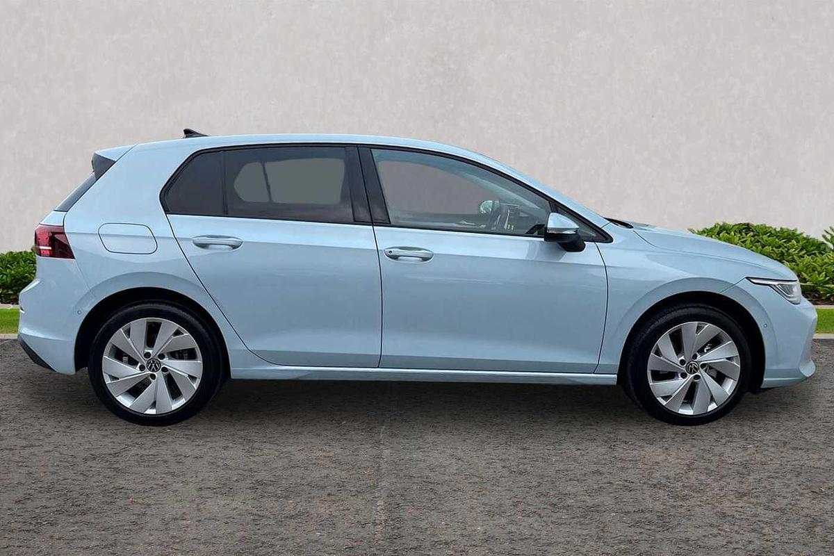 Used Volkswagen Golf 2025 for sale - 77542155: Photo 4
