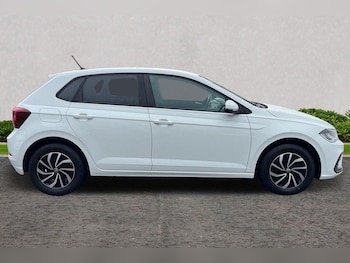 Used Volkswagen Polo 2022 for sale - 76674498: Photo