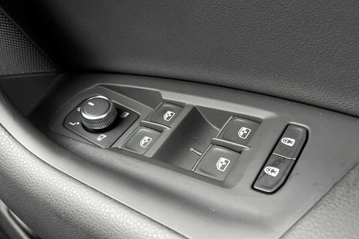 Used Volkswagen Touareg 2025 for sale - 78141163: Photo 17