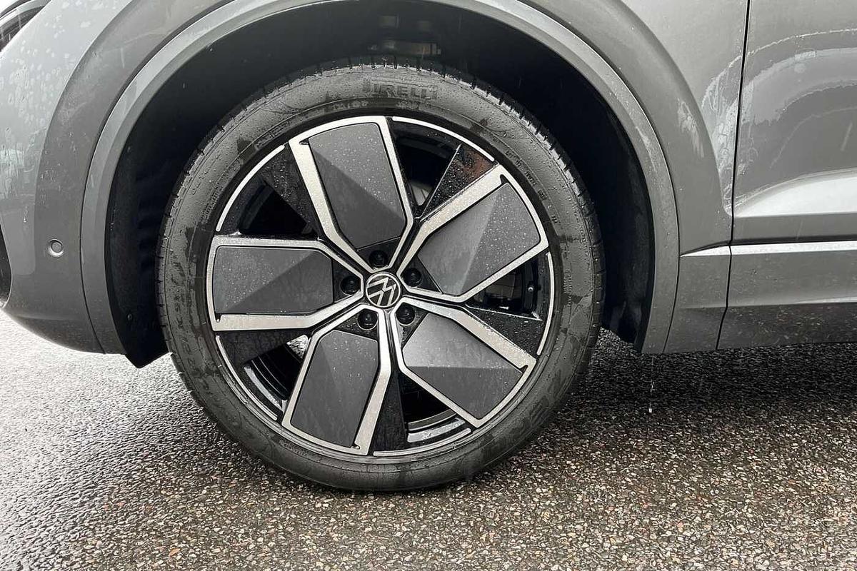 Used Volkswagen Touareg 2025 for sale - 78141163: Photo 5