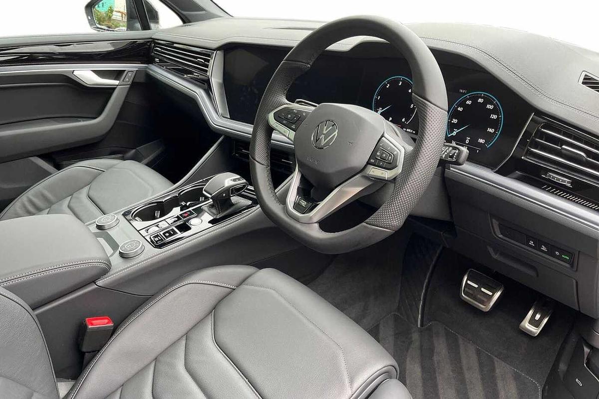 Used Volkswagen Touareg 2025 for sale - 78141163: Photo 6