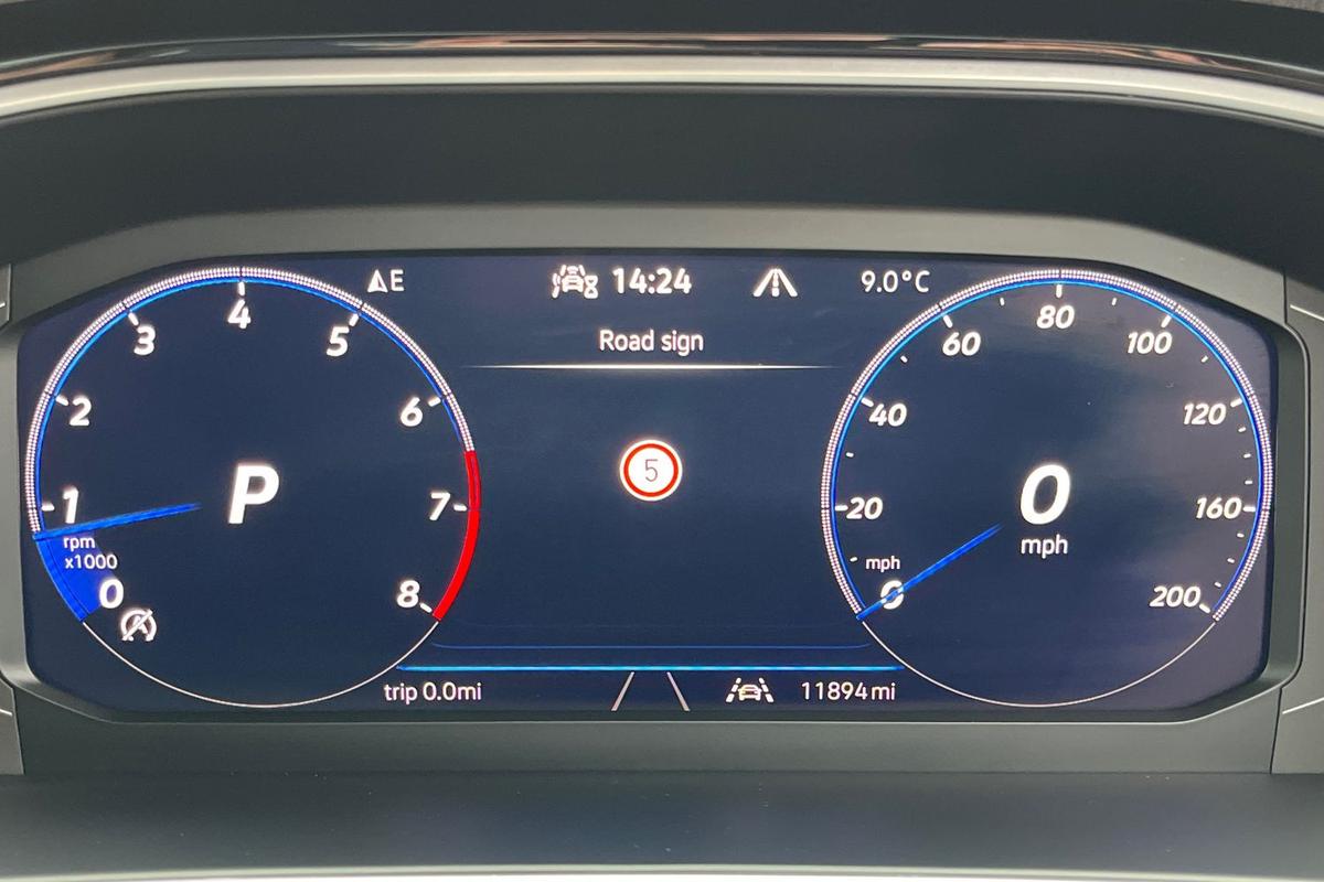 Used Volkswagen T-Roc 2025 for sale - 78139261: Photo 16