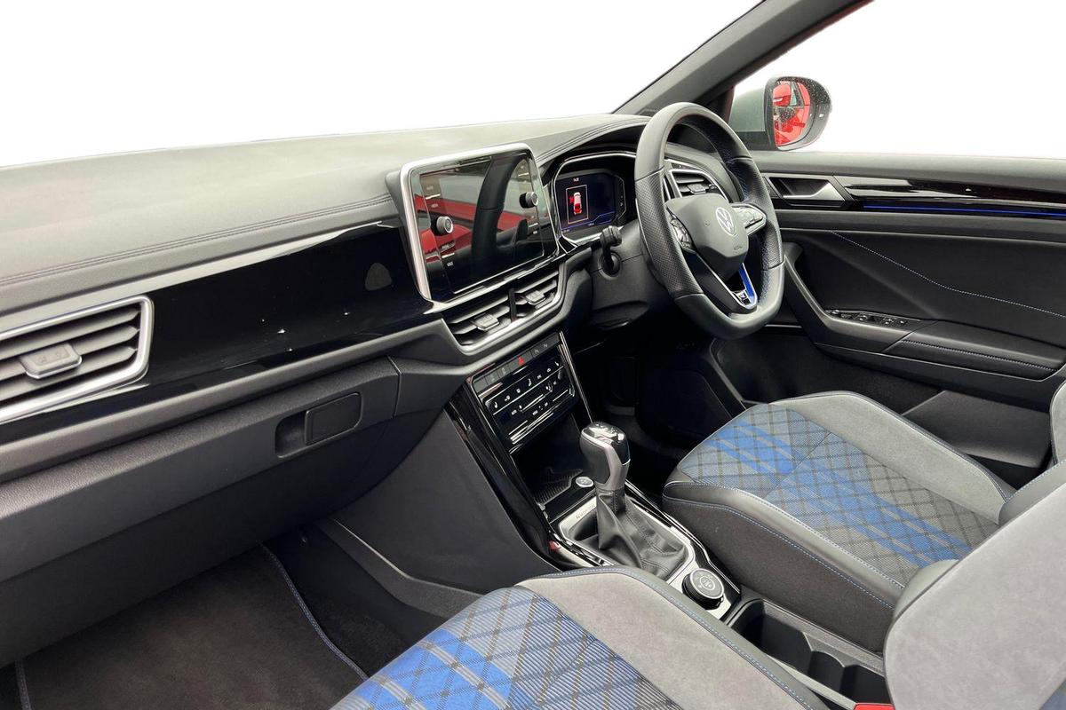 Used Volkswagen T-Roc 2025 for sale - 78139261: Photo 2