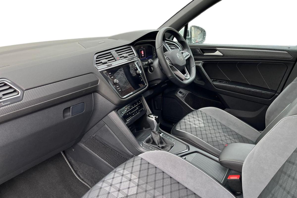 Used Volkswagen Tiguan Allspace 2025 for sale - 76679886: Photo 2