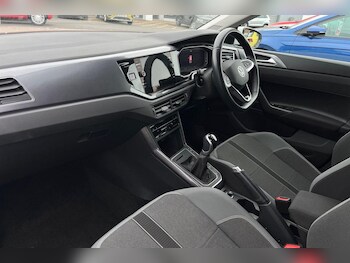 Used Volkswagen Polo 2023 for sale - 76676005: Photo